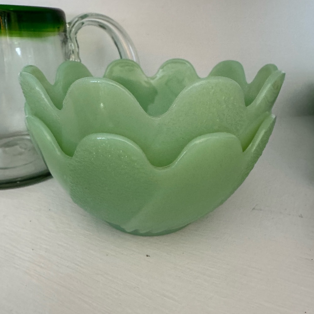 Vintage Fire-King Jadeite Lotus Blossom Leaf Dessert Cup Bowl (Set of 4)